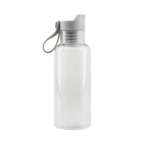 Geniet van het gemak van onze met één hand te bedienen drinkware, speciaal ontworpen voor koude dranken. De drukknop bovenop maakt eenvoudig gebruik onderweg mogelijk. Gemaakt van gerecycled PET. Dit artikel heeft een totaal van 63% gerecycled materiaal op basis van het totale gewicht. Deze stijlvolle en praktische fles mag alleen met de hand worden gewassen en is uitsluitend geschikt voor koude dranken. Ideaal voor dagelijks gebruik. Inclusief FSC-gecertificeerde kraft verpakking.