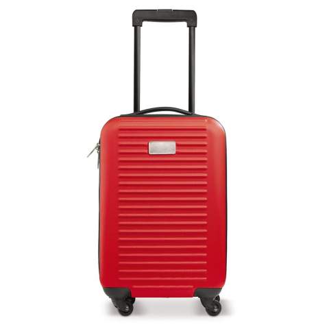 Cabin size trolley with one main compartment with grey lining. The suitecase has a double zipper and four spinner wheels. Metal plate for printing. Individually packed in a box.
