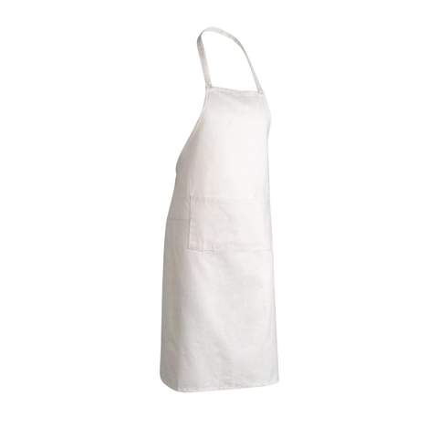 Eine wahre Geschichte über Nachhaltigkeit! Diese 180gr Recycled Cotton Schürze wurde mit AWARE™ Tracer hergestellt. Mit AWARE™ wird die Verwendung von echten recycelten Gewebematerialien ( 70% rCotton und 30% rPET) sowie die Angaben zur Wasserreduzierung durch disruptive physische Tracer und Blockchain-Technologie garantiert. Sparen Sie Wasser und verwenden Sie echte recycelte Stoffe. Weiterhin werden 2% des Erlöses jedes verkauften Impact-Produkts an Water.org gespendet. Nie wieder fleckige Kleidung. Diese schöne Schürze hat Riemen an der Taille für eine perfekte Passform, und die Vordertasche eignet sich perfekt für Löffel oder andere Accessoires, die Sie beim Kochen griffbereit haben müssen. Die Wassereinsparungen basieren auf Zahlen im Vergleich zu herkömmlichen Fasern. Diese berechnete Angabe basiert auf zuverlässigen Ökobilanzdaten, die von Textile Exchange in ihren Material Snapshots 2016 veröffentlicht wurden.