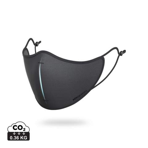 Dit comfortabele XD DESIGN gezichtsmasker is gemaakt voor ieder gezicht. Lichtgewicht drielaags ontwerp; De polyester voorlaag is behandeld met ViralOff®, een technologie die als extra beschermlaag fungeert tegen bacterieen. De middelste laag bevat een uniek, in het laboratorium getest Hyproof® Nanofiber-filter. Deze filter heeft een filterefficiëntie van 95%. De binnenlaag is gemaakt van polyester. Met driedimensionale kinstructuur en neusbrug voor gemakkelijk ademen. Deze set bestaat uit: 1 herbruikbaar en wasbaar gezichtsmasker, 5 herbruikbare filters, 1 opbergzakje. Dit masker is geen medisch hulpmiddel in de zin van Verordening EU / 2017/745 (chirurgische maskers) en het is ook geen persoonlijke beschermingsmiddelen in de zin van Verordening EU / 2016/425 (filtermaskers type FFP2). Geregistreerd ontwerp®<br /><br />PVC free: true
