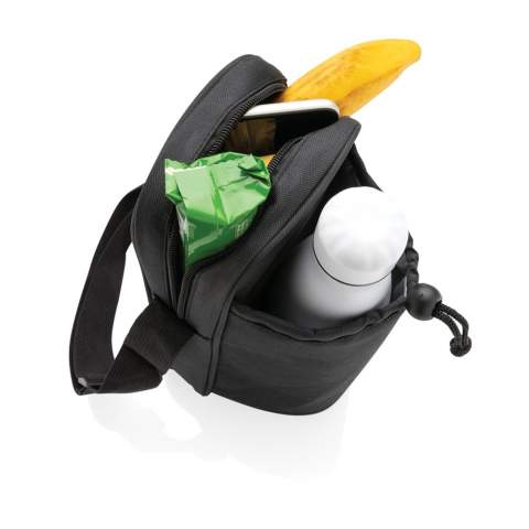 Keep your hands free and your drink nice and cold during a hike. This sling bag fits all your necessities in the main zipper pocket and has a designated insulated drawstring pocket for your bottle. It will ideally hold any bottle up to a height of 25cm and a diameter up to 7.5cm. Adjustable shoulder strap. Exterior 100% 600D polyester, interior 210D polyester and PEVA. PVC free.<br /><br />PVC free: true