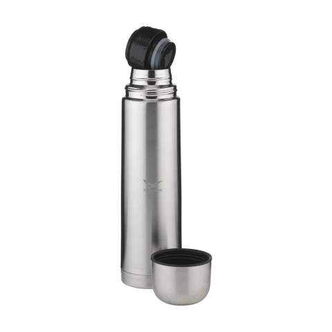 Doppelwandige, vakuumisolierte, rostfreie Edelstahl-Thermoflasche. Unzerbrechlich und unverwüstlich. Der Vakuumraum zwischen den Wänden isoliert den Inhalt und hält Getränke lange Zeit warm oder kalt. Mit Schraubdeckel/Trinkbecher und handlichem Schanksystem mit Druckverschluss. Tropfsicher. Nicht spülmaschinengeeignet. Fassungsvermögen 1000 ml. Wird einzeln in einem Kraftkarton geliefert.
