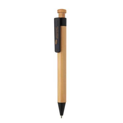 Schrijf al je notities en briljante ideeën op met deze mooie bamboe pen. Bewaar de pen altijd in je tas of notitieboek om ervoor te zorgen dat geen enkel idee verloren gaat. Gemaakt met bamboe en tarwestro. Tarwestro samenstelling van de clip is 40% tarwestro en 60% ABS. Inclusief Duitse ca. 1200m schrijflengte Dokumental® blauwe inkt vulling met TC-ball voor ultra vloeiend schrijfplezier.