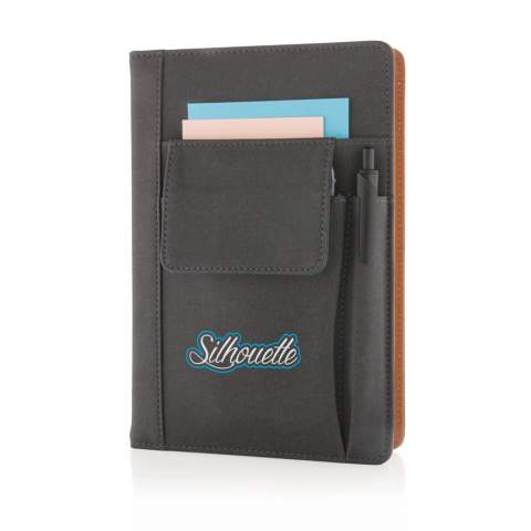 Gecoate PU omslag voor notitieboek met voorvak voor telefoon (14x10 cm.), pennenvak en hoofdcompartiment voor bijvoorbeeld een powerbank of visitekaartjes. Het notitieboek heeft een zwarte paginaverdeler en 160 pagina’s van 80g/m2 papier. U kunt het notitieboek moeiteloos vervangen, zodat u eindeloos plezier heeft van deze omslag.<br /><br />NotebookFormat: A5<br />NumberOfPages: 160<br />PaperRulingLayout: Gelinieerde pagina's