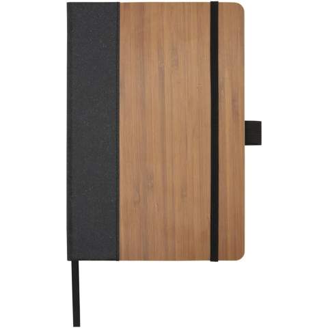 A5 notitieboek met bamboe omslag en rug van gebonden leer. Bevat 80 vellen, 80 g/m2 gelinieerd gerecycled papier en een zwarte penlus, elastische band en een lintmarker.