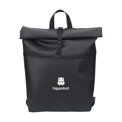 Sac à dos robuste de la marque Fraenck. Fabriqué en similicuir et en toile de voile recyclée. Le matériau robuste et hydrofuge provient de restes de matériaux recyclés de l'industrie de la voile. Le généreux compartiment intérieur est doté d'une poche supplémentaire permettant de ranger un ordinateur portable jusqu'à 17 pouces. Fermeture à glissière robuste, sangles d'épaule réglables et boucle de transport. Un design intemporel. Fabriqué en Hollande.