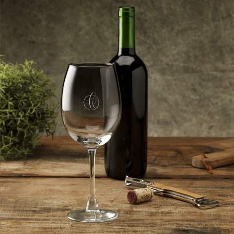 This special smokey wine glass is unique because of its colour, providing atmosphere, cosiness and beautiful decoration on any table. It is chic, trendy and an absolute eye-catcher during a party or special occasion. Of course, this glass is also suitable for daily use. 4 pieces per pack. Capacity 465 ml.