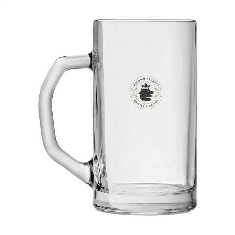 Large size beer tankard made of clear glass. Straight model with a generous handle. Suitable for restaurants and clubs, as well for a striking promotion during the October (beer) parties. A beer mug that can withstand a bump. Capacity 490 ml.
