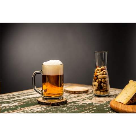 Large size beer tankard made of clear glass. Straight model with a generous handle. Suitable for restaurants and clubs, as well for a striking promotion during the October (beer) parties. A beer mug that can withstand a bump. Capacity 490 ml.
