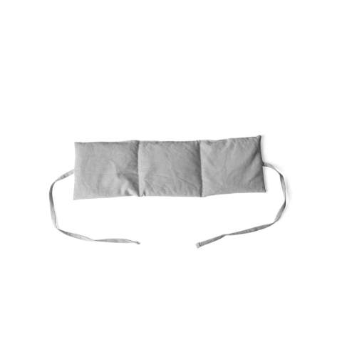 Help your body relax with the Minton heat pillow, relieving pain and soothing sore muscles. With a size of 45x14 cm and a practical band on each side, it’s easy to keep in place, whether on your neck or wherever you're experiencing pain. Heated through microwave with three channels for an even heat distribution. Cover made of RCS certified recycled polyester with ceramic clay inside. Certified by RCS (Recycled Claim Standard), RSC certification guarantees that the entire supply chain of recycled materials is certified. . This shell contains 68% RSC certified recycled polyester.