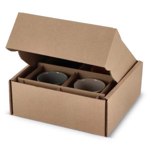 Boîte cadeau en carton pour 4 mugs. Grille incluse. Possibilité d'impression numérique sur toute la surface. Certifié FSC. Fabriqué en Europe.