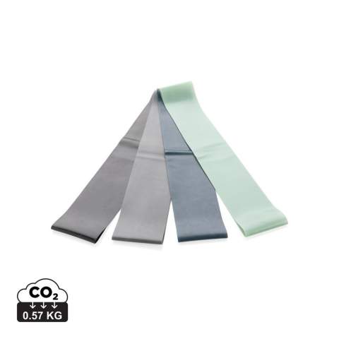 Begin met trainen en blijf fit en gezond met deze hoogwaardige weerstandsbanden. De set bestaat uit 4 gekleurde banden. De kleuren geven de weerstand van licht naar donker (zware weerstand) aan. Gemaakt van sterk TPE en wordt geleverd met een zwarte etui. Inclusief handleiding met een aantal oefeningen zodat je direct aan de slag kunt!
