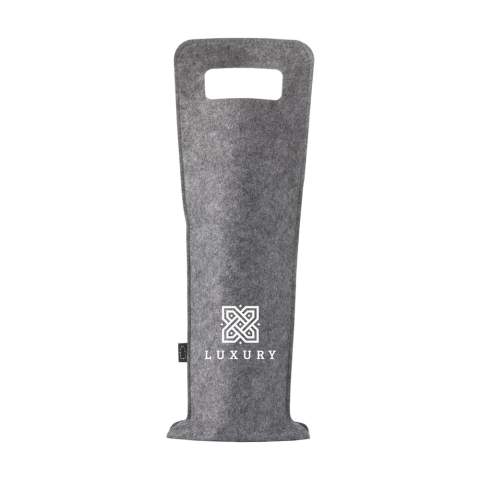 WoW! Trendy wijnfleshouder van RPET-vilt. Deze  wijngeschenkverpakking biedt ruimte aan 1 fles wijn (niet inbegrepen) met een doorsnede van ca. 7,5 cm. GRS-gecertificeerd. Totaal gerecycled materiaal: 95%.