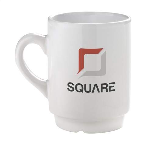 Mug empilables en céramique de bonne qualité, pour machine à café. Capacité 200 ml. Marquage est testée au lave-vaisselle et certifiée selon EN 12875-2.