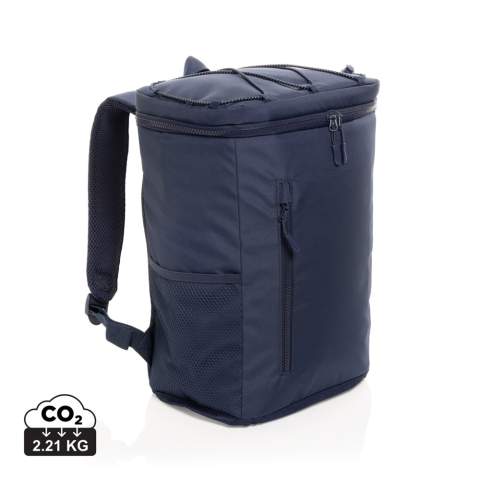Blijf koel en georganiseerd met de Sonny Aware™ RPET Koelrugzak. Gemaakt van 100% rPET, heeft deze rugzak verstelbare schouderbanden met een reflecterend accent voor extra zichtbaarheid, evenals een webbing-handvat aan de bovenkant en een elastische band om spullen veilig te bevestigen. Het hoofdvak bevat een PEVA grijs zilveren koelvoering, waardoor je voedsel en drankjes vers blijven. Het biedt ook twee mesh drinkhouders en een voorzak met rits voor gemakkelijke toegang tot essentiële spullen. De ritsen en trekker zijn ontworpen met bijpassende of complementaire accentkleuren voor een strakke, samenhangende uitstraling. Gemaakt van gerecycled polyester met de AWARE™ tracer. 2% van de opbrengst van elk verkocht product met AWARE™ wordt gedoneerd aan Water.org. PVC-vrij.<br /><br />PVC free: true