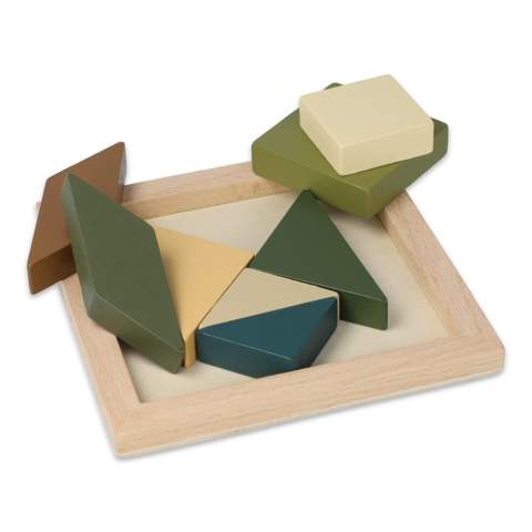 Découvrez le puzzle Tangram en bois polyvalent InSideOut ! Ce classique offre un plaisir infini grâce à ses sept pièces géométriques que vous pouvez utiliser pour créer toutes sortes de formes et de motifs. Le manuel inclus présente des figures que vous pouvez également recréer pour un défi supplémentaire. Idéal pour stimuler la perception de l'espace et la capacité à résoudre des problèmes, ce jeu convient aux jeunes et aux moins jeunes. Pour une touche personnelle, l'une des pièces peut être imprimée avec un logo. Un cadeau original ou une décoration élégante pour votre maison ou votre bureau !
