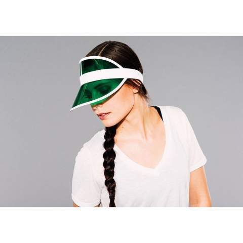 The ideal solution if you’re looking for a cool gadget. Total
ventilation on the top of your head, while protecting your face. All the while the sun continues to give a warm touch through the transparent PVC flap. Particularly popular during summer events. Nice and retro!