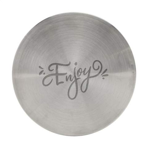 Vorratsdose aus klarem Glas. Mit Schraubdeckel aus Aluminium. Zum Aufbewahren und Frischhalten von Lebensmitteln. Nur der Glasteil ist spülmaschinenfest. Fassungsvermögen 1.500 ml. Made in Europe. Pro Stück in einer Verpackung.