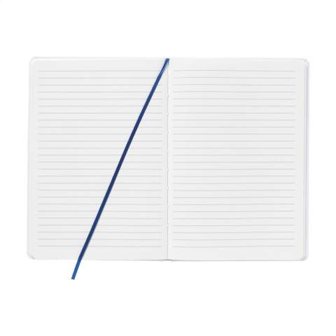 Notebook pratique et maniable en format A5. Avec environ 80 feuillets / 160 pages de papier ligné de couleur crème (70 g/m²), une couverture solide, une fermeture par élastique, des pages attachées entre elles et un ruban de soie.