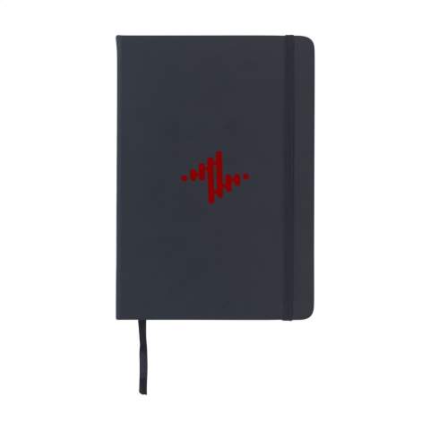 Carnet pratique au format A5. Avec une couverture rigide en PU, environ 80 feuilles / 160 pages vierges de couleur crème, non ligné (70 g/m²) certifié FSC Mix, une fermeture élastique et un marque-page.