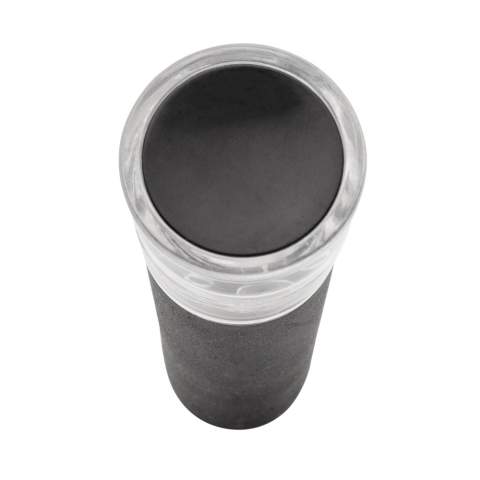 Mit dem Vino Connoisseur Set haben Sie alles was Sie zum Öffnen, Servieren und Lagern Ihres Lieblingsweins brauchen. Der Öffner, der Folienschneider, der Stopfen mit Vakuumpumpe sowie der Ausgießer mit Belüfter sind in einer schicken Box verpackt