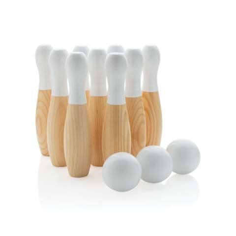 Get ready to aim with this beautiful crafted skittles set made from pine wood. Skittles is fun for both adults and children. Play at home with family, in a park or challenge the guest of your party. Easy set up- just set up the pins, set a throwing point and you are ready to go. The set includes 9 pins and three balls. Presented in a cotton pouch with rule book.