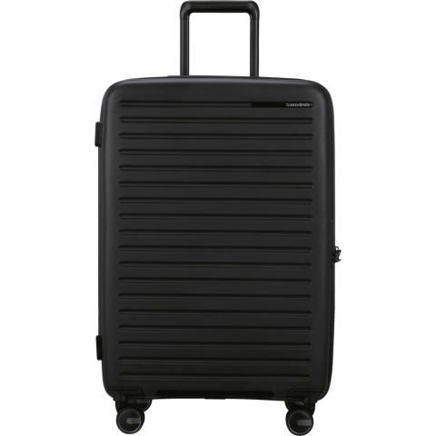 Ontdek Restackd, de verbeterde versie van onze bestseller StackD. Reis nu lichter, geniet van meer inpakvolume en ontdek het comfort van suspensiewielen. Als fijne extra zijn er nu handige packing cubes inbegrepen, terwijl de geliefde collectie haar moderne en minimalistische stijl behoudt. Als handbagage of ruimbagage, Restackd staat klaar om met je mee te reizen.