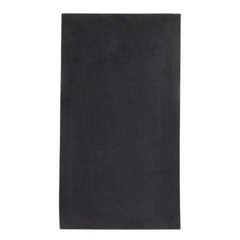 Werten Sie Ihre Bar mit dieser Sublimationsmatte auf, die Verschüttetes auffängt und Oberflächen schützt. Die strapazierfähige Gummibasis sorgt für einen sicheren, rutschfesten Halt. Die Matte lässt sich mit einem farbenfrohen Sublimationsdruck ganz individuell gestalten und ist die perfekte Mischung aus Funktionalität und Persönlichkeit.