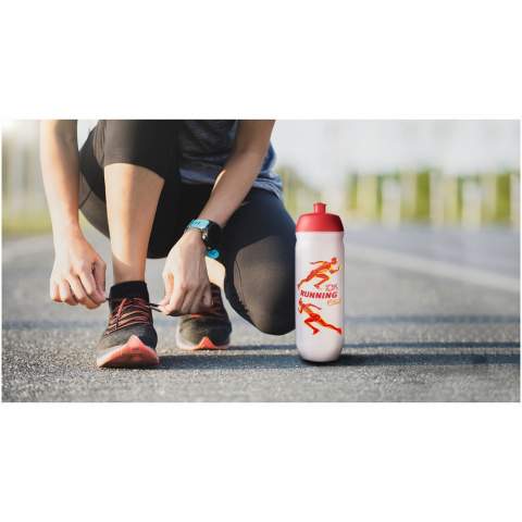 Single-walled sport bottle with a screw-fix pull-up lid. Made from flexible MDPE plastic, this squeezy bottle is perfect for sporting environments. Volume capacity is 750 ml. Made in the UK.
