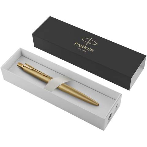 With the Jotter XL Monochrome Collection, Parker introduces four contemporary, fully monochromatic finishes to its range. From the subtle yet distinctive Black and Silver finishes to the boldly self-assured Gold and Rose Gold, the eye-catching quartet is the perfect balance between timeless elegance and a strikingly modern aesthetic. All pens feature the trademarked arrow clip and distinctive ‘click’ button. Exclusive design. Delivered with a Parker gift box.