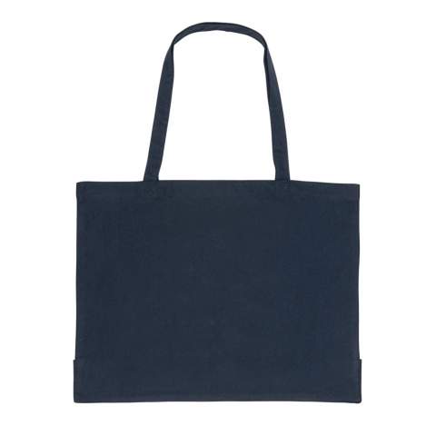 Tell a true story about sustainability and wear it with pride! Carry all your essentials in this functional recycled cotton tote bag. The tote bag features a 14cm gusset for extra storage and is embedded with AWARE™ tracer technology. With AWARE™, the use of genuine recycled fabric materials (70% rcotton/30% rpet) and water reduction impact claims are guaranteed. Save water and use genuine recycled fabrics. If you choose this item you save 860 litres of water. With the focus on water, 2% of proceeds of each Impact product sold will be donated to Water.org. Water savings are based on figures when compared to conventional fibre. This calculated indication is based on reliable LCA data as published by Textile Exchange in their Material Snapshots 2016.