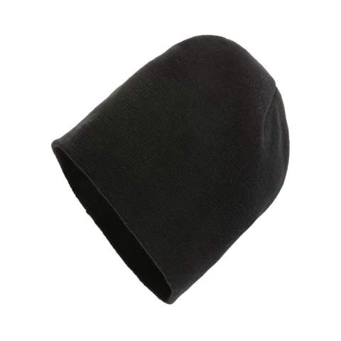 Deze klassieke Impact AWARE ™ beanie is een perfecte lichtgewicht beanie die je het hele jaar door dagelijks kunt dragen. Met Polylana-vezels: een innovatieve mix van gerecycled en nieuw materiaal en verbruiken minder energie en water om te produceren dan standaard garen. Met dezelfde eigenschappen die vergelijkbaar zijn met een mengsel van acryl en polyester. De beanie is tevens ook gemaakt met AWARE ™ tracertechnologie. Met AWARE ™ zijn het gebruik van echte gerecyclede stoffen en claims over watervermindering gegarandeerd. Als je voor dit item kiest, bespaar je 5 liter water. Met de focus op water wordt 2% van de opbrengst van elk verkocht Impact-product gedoneerd aan Water.org. Waterbesparing is gebaseerd op cijfers in vergelijking met conventionele vezels. Deze berekende indicatie is gebaseerd op betrouwbare LCA-gegevens zoals gepubliceerd door Textile Exchange in hun Material Snapshots 2016. Samenstelling: 30% gerecycled polyester, 30% polyester en 40% acryl.