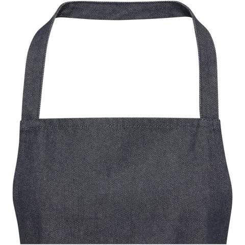 The Nima apron is made of 320 g/m² 70% recycled cotton and 30% recycled polyester making it thick and sturdy, and comfortable to wear. It features 2 adjacent pockets (each 22 x 20 cm), and a 1 metre tie-back closure. This apron also comes with an Aware™ tracer. This innovative feature allows users to trace the origins and journey of their item through a QR code, enhancing transparency in the supply chain and fostering a stronger connection between the product and its production process.