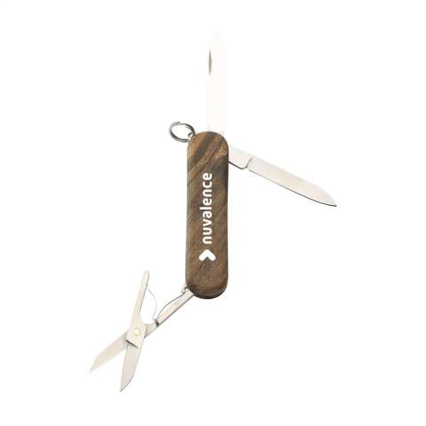 Origineel Zwitsers zakmes van Victorinox met walnoothouten heft. Elk mes is uniek dankzij de natuurlijke nerf van het hout. De tussenplaten zijn van hard-geadoniseerd aluminium en tools van 100% gerecycled staal. 3-delig met 5 functies: mes, vijl met schroevendraaier, schaar en sleutelring. Inclusief gebruiksaanwijzing en met levenslange garantie op materiaal- en fabricagefouten.     Victorinox staat wereldwijd symbool voor hoogwaardige kwaliteit, betrouwbaarheid, functionaliteit en perfectie. Op het bezit en/of dragen van messen of multitools in het openbaar kunnen lokale regels van toepassing zijn. Per stuk verpakt.