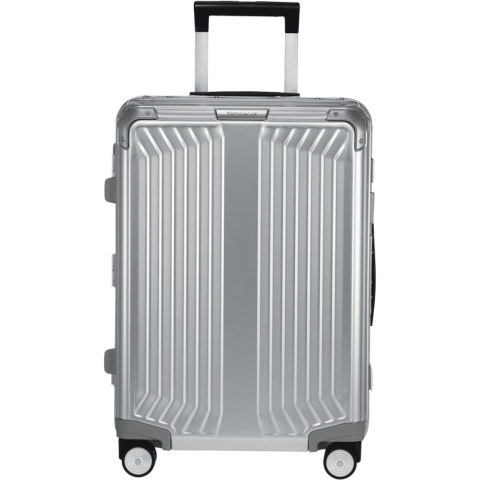 De Lite-Box Alu™ koffers zullen al jouw verwachtingen overstijgen, en dit zowel op vlak van design als op vlak van functionaliteit. Deze premium koffers zijn gemaakt uit duurzaam geanodiseerd aluminium en extra verstevigd aan de hoeken. Jouw spullen zitten gegarandeerd veilig dankzij de geïntegreerde TSA combinatiesloten. De Lite-Box Alu™ straalt puur vakmanschap uit en dat weerspiegelt zich ook in de superieure features. Zo zorgen de stille dubbele wielen en de lange dubbele trekstang voor een optimaal rijcomfort. Met de personalisatie tag geef je jouw koffer direct een persoonlijke touch.<br /><br />De binnenkant van jouw Lite-Box Alu™ koffer kan je naar behoefte organiseren. Beide compartimenten zijn voorzien van inpakriemen en een verwijderbaar tussenschot, zodat je jouw spullen zorgvuldig kan inpakken. Jouw kleinere travel essentials, kan je kwijt in de vele ritsvakken, allen voorzien van een zachte kwalitatieve voering. Aluminium materiaal kan onderhevig zijn aan krassen en deuken, wat je bagage karakter zal geven tijdens jouw reizen. Reisherinneringen vervagen nooit. Op deze collectie geeft Samsonite maar liefst 10 jaar wereldwijde (beperkte) garantie.<br /><br />Personalisatie is mogelijk door middel van een gravering of een gepersonaliseerde tag.