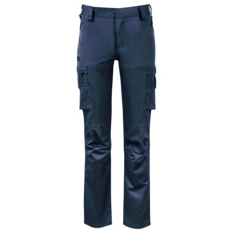 • dameswerkbroek in 4-wegstretch met gewone stretch inzetstukken<br />• moderne pasvorm, slim fit model <br />• beenzak met ritssluiting<br />• apart telefoonzakje dat magnetisch afsluitbaar is en duimstokzak<br />• kniezakken aan de binnenzijde, in hoogte verstelbaar<br />• mogelijkheid om spijkerzakken (ref: 9042) te bevestigen aan het rail systeem                                 <br />• verborgen knoop                                                                                                                                               <br />• D-ring aan de voorzijde                                                                                                                                    <br />• uitlengbare zoom met 5cm door de rode draad los te maken