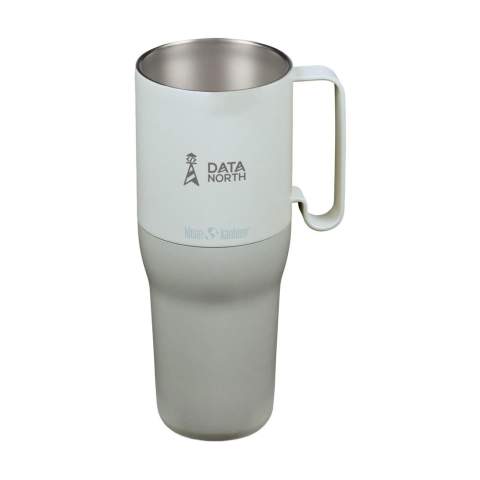 Double-walled, large tumbler thermos cup. From the Rise collection produced by the Klean Kanteen brand. Equipped with Climate Lock™ insulation. This mug has a huge size and is made from certified 90% post-consumer recycled 18/8 stainless steel. With generous handle and a functional lid: sip with the included stainless steel and silicone straw or flip open the lid and drink straight from the Tumbler. This cup keeps drinks hot for up to 12 hours and cold for 58 hours. Fits into most cup holders. Finished with an impact-resistant Klean Coat® powder coating. Not dishwasher-safe. Taste and odour neutral. This fantastic cup is suitable for hot and cold drinks and can go anywhere. Capacity 1,065 ml. Klean Kanteen is Climate Neutral certified and a member of 1% For the Planet and thus supports environmental organisations.