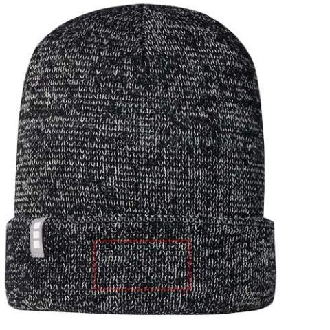 The Rigi beanie has added reflective details which does not only add a modern and dynamic touch to your look, but also ensure that you stay visible and safe in low-light conditions. Made from polyester and acrylic at a 9-gauge density, the beanie offers durability and a soft, cozy feel. 