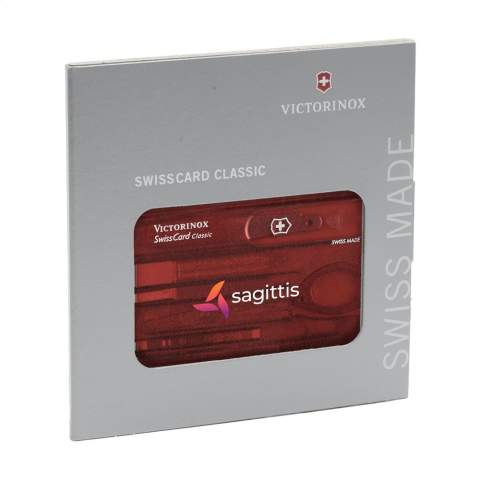 Swisscard. Dieses Produkt von Victorinox steht für Qualität! In der Kunststoff-Swisscard, die auch als Lineal (7,5 cm und 3 inches) verwendet werden kann, finden Sie folgende praktische Funktionen: Schere, Schraubendreher, Messer, Nagelfeile mit Schraubendreher, Zahnstocher, Pinzette, Kugelschreiber und Stecknadel. Einfach mizunehmen. Maße: 8,1 x 5,3 x 0,4 cm. Pro Stück in einer Spezialverpackung. Maße: 12 x 12 x 0,7 cm. 75 g. Inklusive Gebrauchsanweisung. Mit zeitlich unbeschränkter Garantie auf jeden Material- und Fabrikationsfehler.