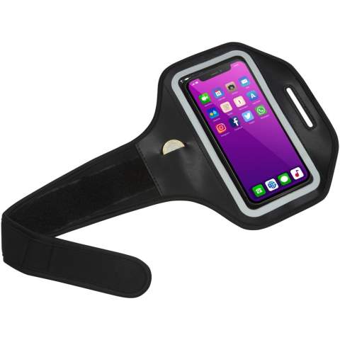 Verstelbare armband met klittenbandsluiting en transparante hoes om uw smartphone te beschermen en te bedienen tijdens het hardlopen of elke andere activiteit. Geschikt voor verschillende grotere smartphones zoals iPhone X, 8, 7, 6, 5 en/of Galaxy Note S9, S8, S7, S6. Formaat van telefoonhoes is 8 x 18 cm. De transparante hoes heeft een reflecterende strip voor extra zichtbaarheid in het donker. De armband met klittenbandsluiting kan op verschillende maten worden aangepast. Inclusief een extra vak om uw sleutels of munten in te doen.