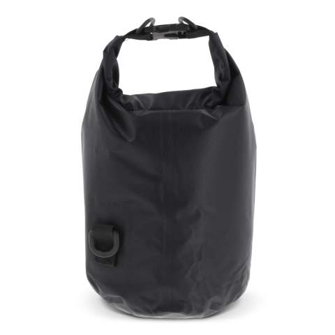 Waterwerende tas voor bijvoorbeeld op het strand, op de boot of tijdens een wandeling. Gevuld met lucht blijft de tas in noodgevallen ook tijdelijk op het water drijven. Met de extra ring en karabijnhaken is deze tas ook eenvoudig als schoudertas te gebruiken. Waterafstotend IPX6, bestand tegen hoge druk waterstromen uit alle richtingen. Houd de tas niet onder water.
