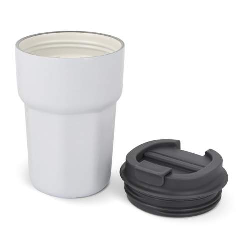 Introducing the Zambezi Thermo Mug: A sleek addition to our T-ceramics series. Crafted from stainless steel and recycled PP, with a ceramic coated interior, this 350 ml mug with a silicone lid keeps your drinks hot or cold. Stay eco-friendly and stylish with Zambezi. The ceramic interior provides numerous benefits, including easy cleaning, odor and taste residue elimination after washing, and superior thermal insulation. Crafted from 90% recycled post-consumer stainless steel.