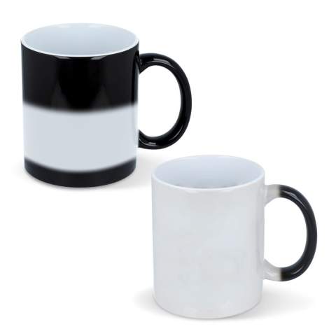Découvrez la magie de la tasse changeante de couleur Oslo. Avec une capacité de 300 ml, cette tasse change de couleur et révèle l'impression en dessous lorsqu'elle est remplie de liquide chaud, ajoutant un élément amusant et interactif à votre vaisselle.