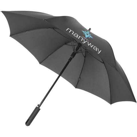 Ce parapluie tempête semi automatique 23" dispose d'un système anti tempête qui donne une flexibilité maximale dans des conditions difficiles. Ouverture automatique, mât métal avec baleines en fibre de verre, et poignée avec revêtement gomme. Sous pochette.