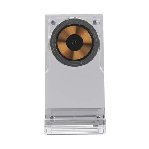 Laad je telefoon moeiteloos op met onze 15W standaard voor draadloos opladen, ontworpen voor alle telefoons die magnetisch draadloos opladen ondersteunen. Met krachtige magneten blijft je telefoon veilig op zijn plaats, of je hem nu verticaal of horizontaal plaatst - perfect voor telefoongesprekken, browsen of video's kijken. Gemaakt van eersteklas acryl is deze standaard niet alleen functioneel, maar ook een prachtig decoratief stuk. Personaliseer hem met levendige prints in full-color of maak er een unieke trofee van die jouw stijl weerspiegelt. De standaard wordt geleverd met een USB-C snellaadkabel van 120 cm, zodat je altijd verzekerd bent van naadloze connectiviteit en snel opladen. Upgrade je werkplek of huis met een oplader die vorm, functie en flair combineert! Verpakt in FSC-gecertificeerde kraft verpakking.<br /><br />WirelessCharging: true<br />PVC free: true