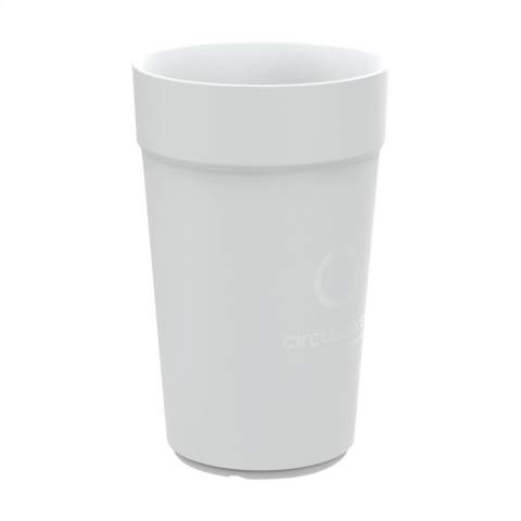 Reusable, stackable cup from the Circulware brand. This cup is made from high-quality plastic and can be used up to 500 times. The generous size makes it ideal for coffee or tea, hot soup, a refreshing smoothie or a milkshake. A great alternative to the disposable cup. This cup is lightweight, easy to clean and stackable, and a great space saver. BPA-free and Food Approved. Dishwasher safe and microwave safe. 100% recyclable. This cup contributes to a circular economy. Dutch design. Made in Holland. Capacity 400 ml.
