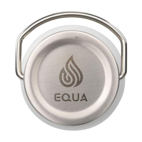 WoW! Einwandige, auslaufsichere Wasserflasche mit Schraubverschluss und Tragering. Aus recyceltem Edelstahl. Nicht spülmaschinengeeignet. RCS-zertifiziert. Gesamtes recyceltes Material: 75%. Fassungsvermögen 800 ml. Edelstahl kann viele Male recycelt werden – die Qualität des Materials bleibt dabei weitgehend erhalten. Durch die Verwendung von recyceltem Edelstahl kommt eine geringere Menge an neuen Rohstoffen zum Einsatz. Das bedeutet weniger Energieverbrauch und weniger Wasserverbrauch. Eine verantwortungsvolle Wahl.