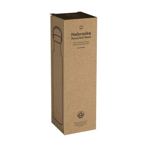 WoW! Einwandige, auslaufsichere Wasserflasche mit Schraubverschluss und Tragering. Aus recyceltem Edelstahl. Nicht spülmaschinengeeignet. RCS-zertifiziert. Gesamtes recyceltes Material: 75%. Fassungsvermögen 800 ml. Edelstahl kann viele Male recycelt werden – die Qualität des Materials bleibt dabei weitgehend erhalten. Durch die Verwendung von recyceltem Edelstahl kommt eine geringere Menge an neuen Rohstoffen zum Einsatz. Das bedeutet weniger Energieverbrauch und weniger Wasserverbrauch. Eine verantwortungsvolle Wahl.