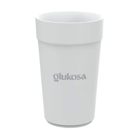 Reusable, stackable cup with lid from the Circulware brand. This cup is made from high-quality plastic and can be used up to 500 times. The stackable lid is made from100% recyclable plastic and closes perfectly. This makes this an ideal on-the-go cup. A great alternative to the disposable cup. This cup is lightweight, easy to clean and stackable, and a great space saver. BPA-free and Food Approved. Dishwasher safe and microwave safe. 100% recyclable. This cup contributes to a circular economy. Dutch design. Made in Holland. Capacity 400 ml.