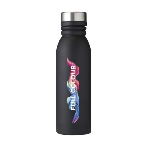 Dubbelwandige, vacuüm geïsoleerde, lekvrije RVS waterfles/thermosfles. De schroefdop is bevestigd aan een draaibare siliconen draaglus en blijft hangen als de fles geopend is. Zo heb je altijd een hand vrij. Geschikt voor het op temperatuur houden van koude of warme dranken. Niet vaatwasserbestendig. Inhoud 600 ml. Per stuk in kraft doos.